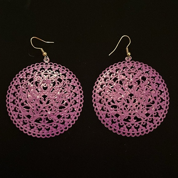 Purple Lace-like Round Dangly  Earrings - Picture 13 of 17